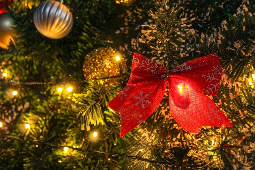 A decorated christmas tree with lights and ornaments.